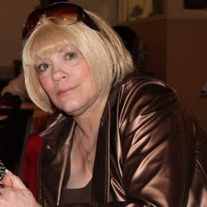 Meet your Posher, Diann